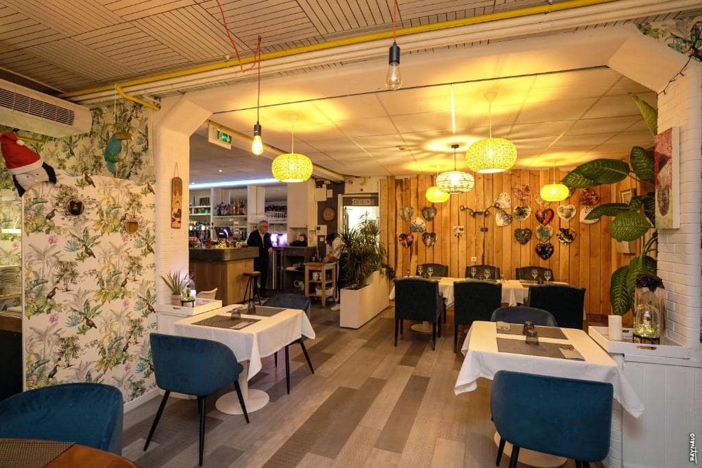 Salle du restaurant — © Le 9 en Cuisine